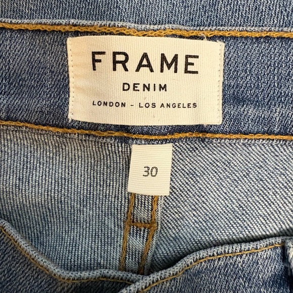 FRAME Le Garcon Mid Rise Relaxed Straight Leg Released Raw Hem Blue Jean Size 31 - Picture 7 of 13